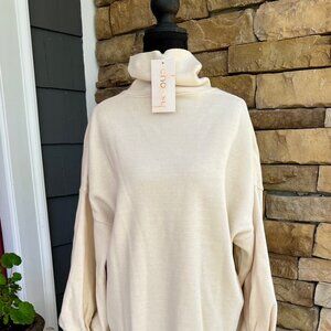 Oversized Boyfriend Sweater Balloon Sleeve by Choosy Cream Size Medium NWT